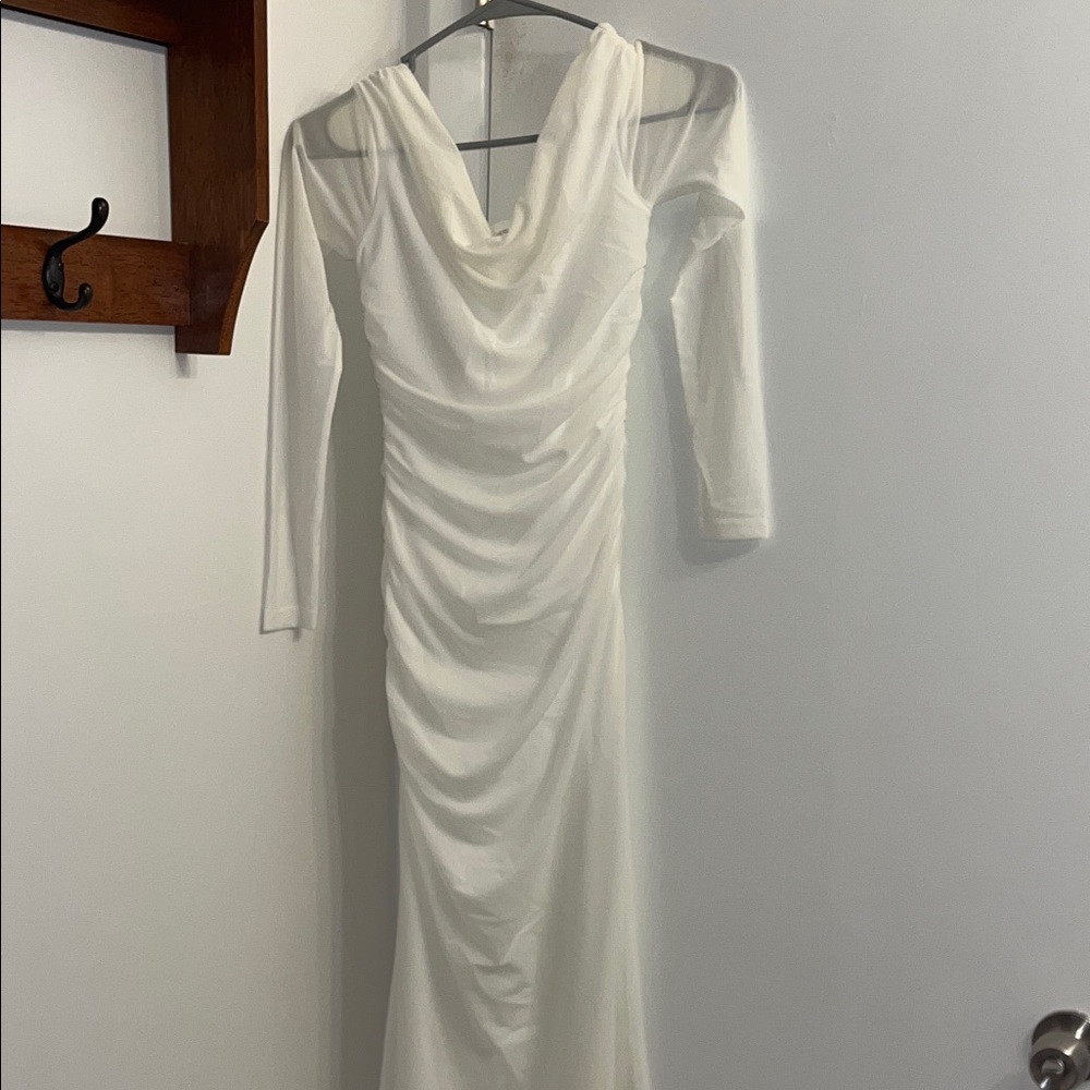 Selfie Leslie White Long Sleeve Dress